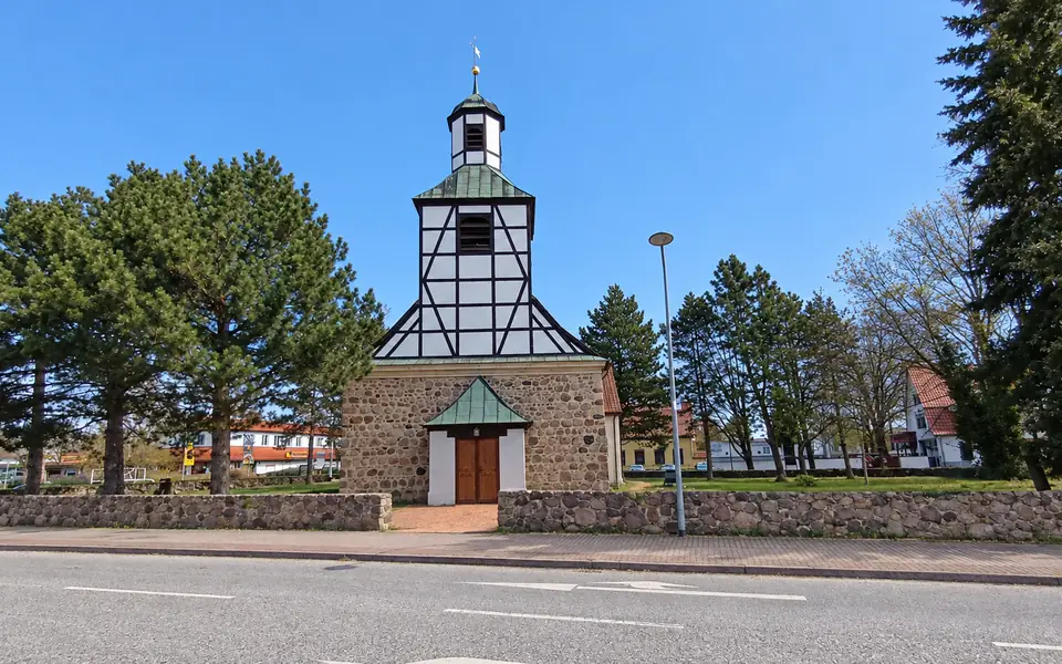 Dorfkirche Blankenfelde