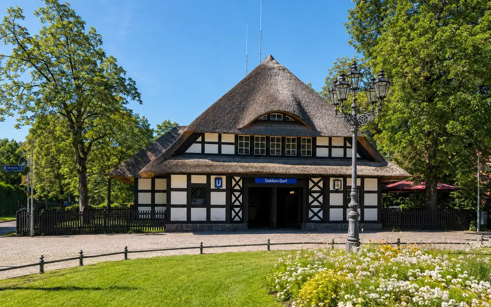 U-Bahnhof Dahlem-Dorf