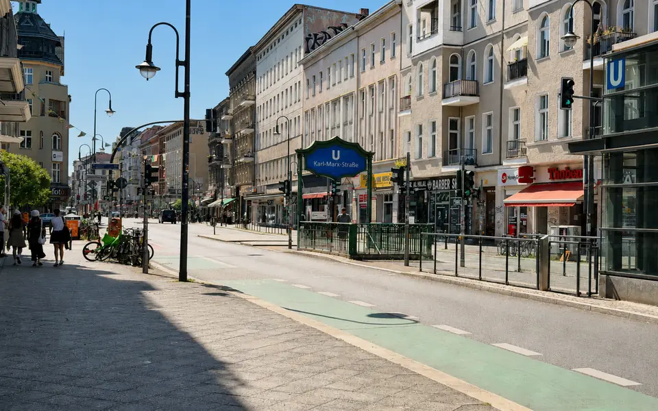 U-Bahnhof Karl-Marx-Straße in Neukölln